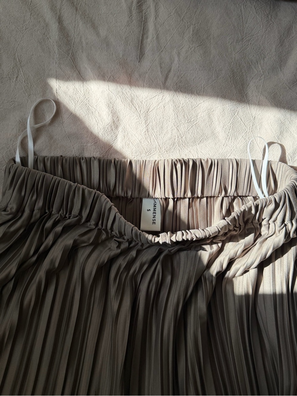 Commense Oversized Leisure Pleat Pockets Two Piece Pants Set - Picture 5 of 12
